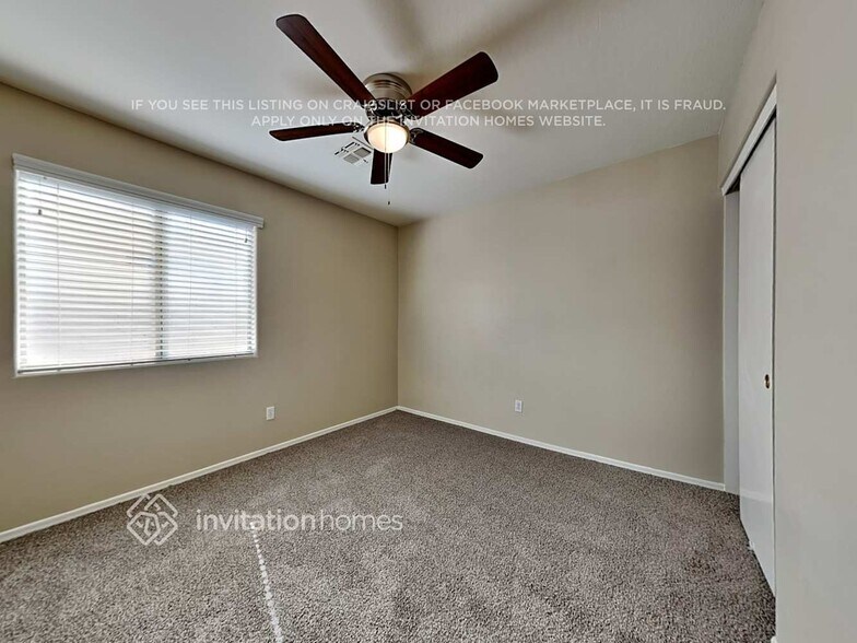 Building Photo - 10780 W Roanoke Ave