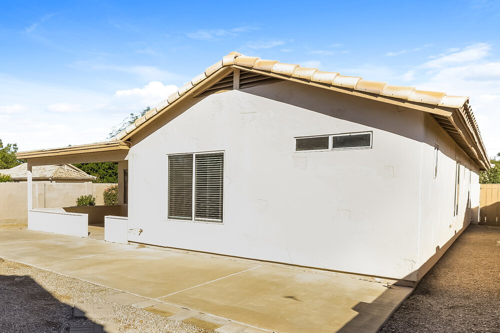 Building Photo - 7427 W Tina Ln