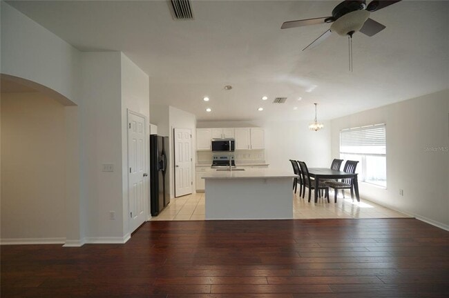 Building Photo - 5933 Desert Peace Ave