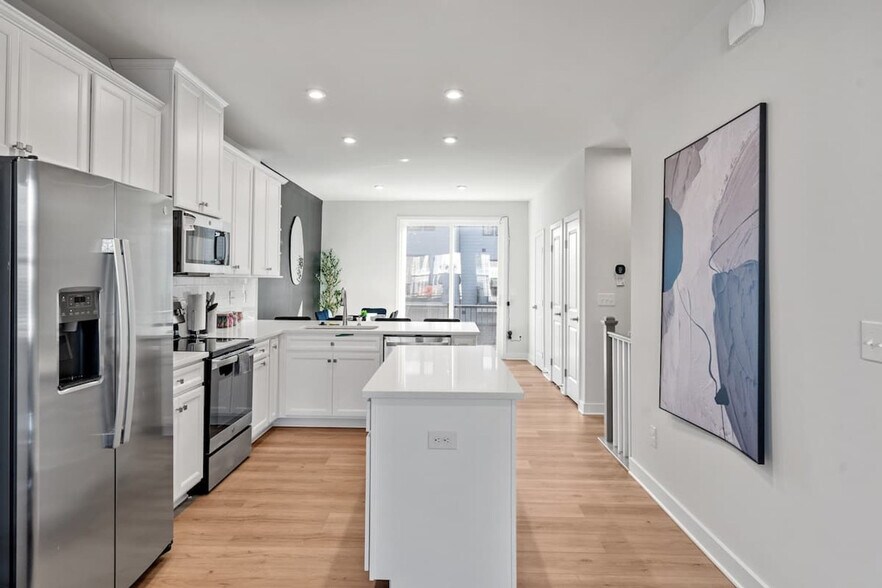 Building Photo - 3131 Coquina Ln