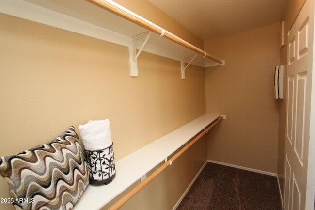 Building Photo - 45059 Paraiso Ln