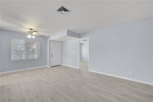 Building Photo - 4730 Nara Vista Way