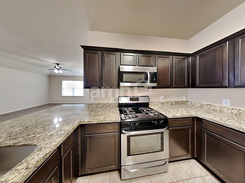 Building Photo - 7210 Alava Dr