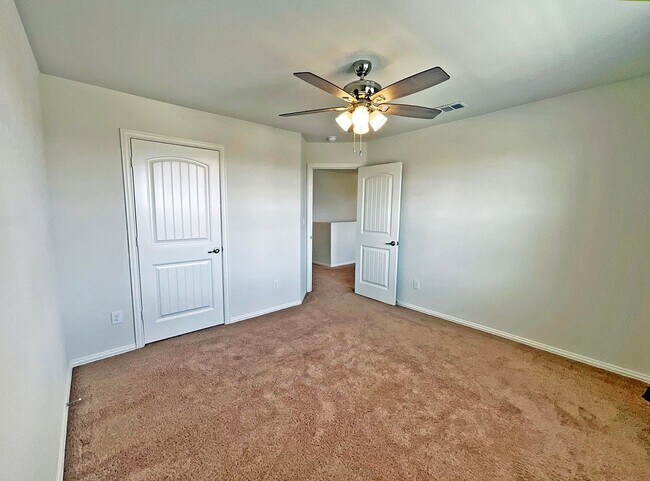 Building Photo - 7321 Fossell Ranch Rd