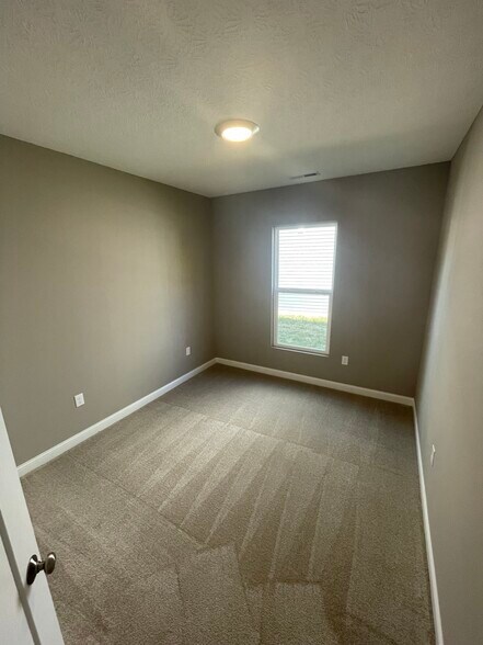 Building Photo - 3542 Shoal Way