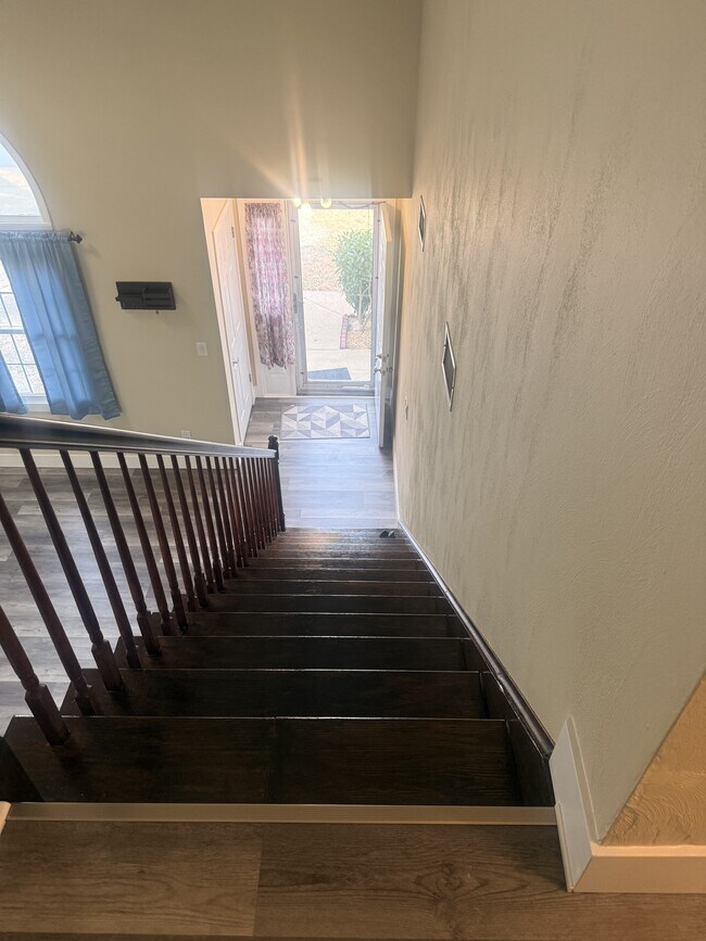 Building Photo - 1949 Arlington Arch Dr