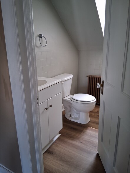 Bathroom - New floors and Freshly painted - 266 S Prospect St