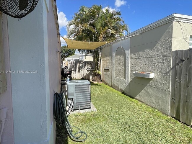 Building Photo - 9810 SW 222nd Terrace