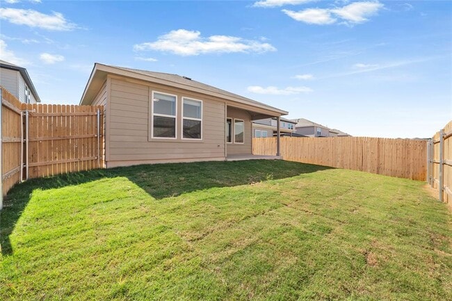 Building Photo - 412 Breccia Trl