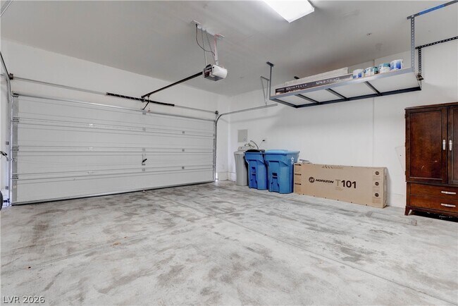 Building Photo - 48 Jasmine Point St