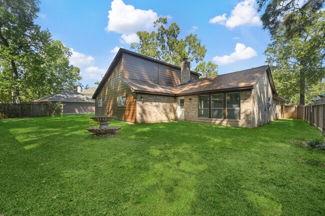 Building Photo - 16111 Fan Tail Dr