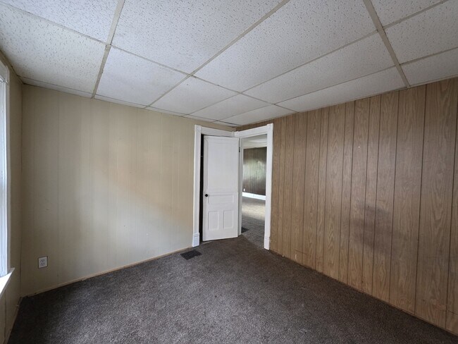 Building Photo - 1023 E Lovejoy St