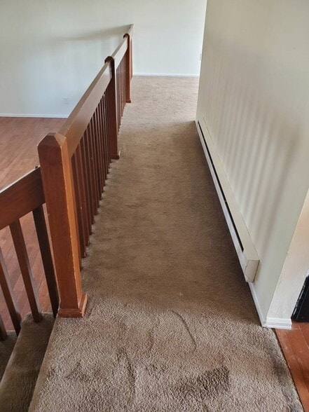 Building Photo - 2216 S Eagle Ct