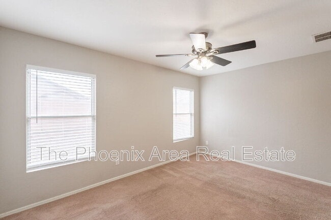 Building Photo - 2685 E Olivine Rd