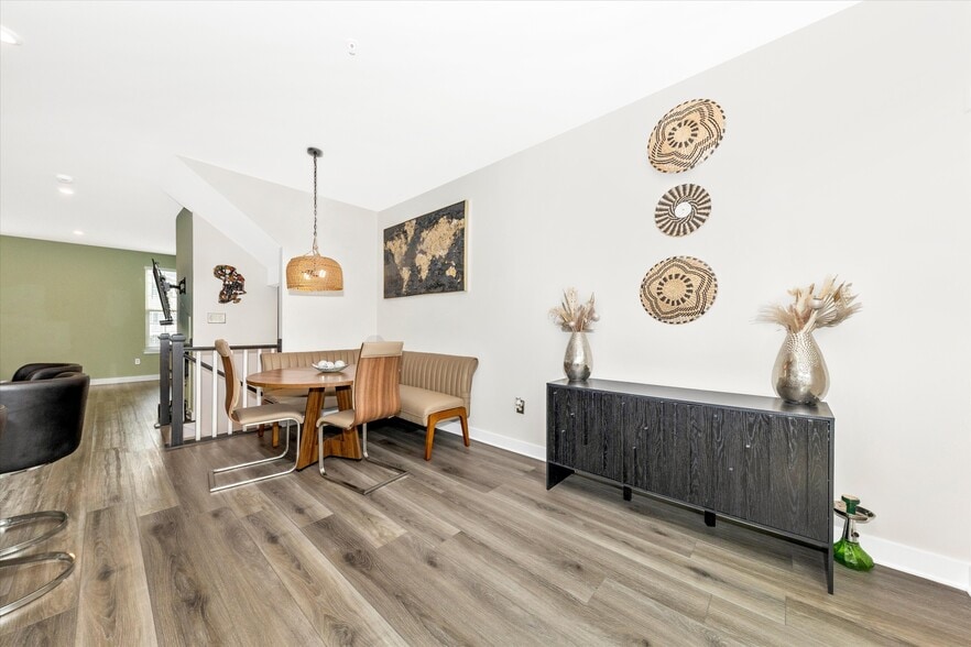 Building Photo - 166 Drydock Way