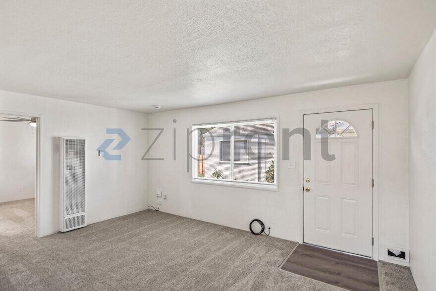 Building Photo - 683 Morva Ct