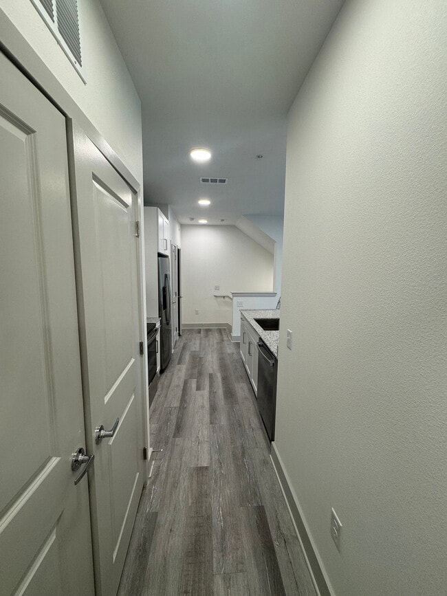Building Photo - 5432 Huffines Blvd
