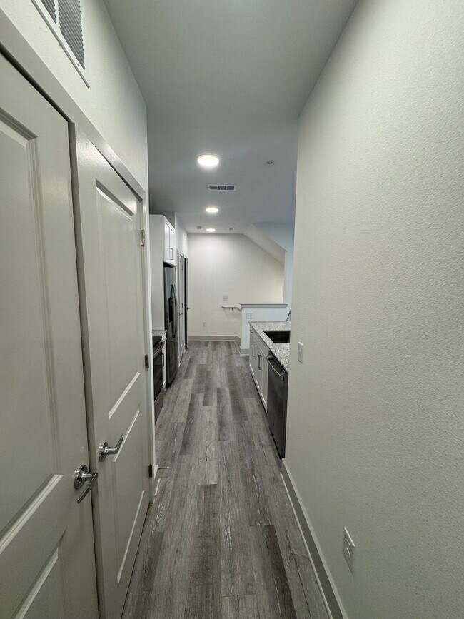 Building Photo - 5436 Huffines Blvd