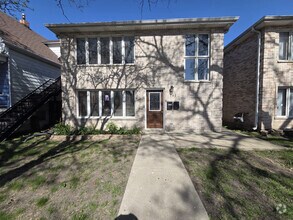 Building Photo - 161 N 21st Ave