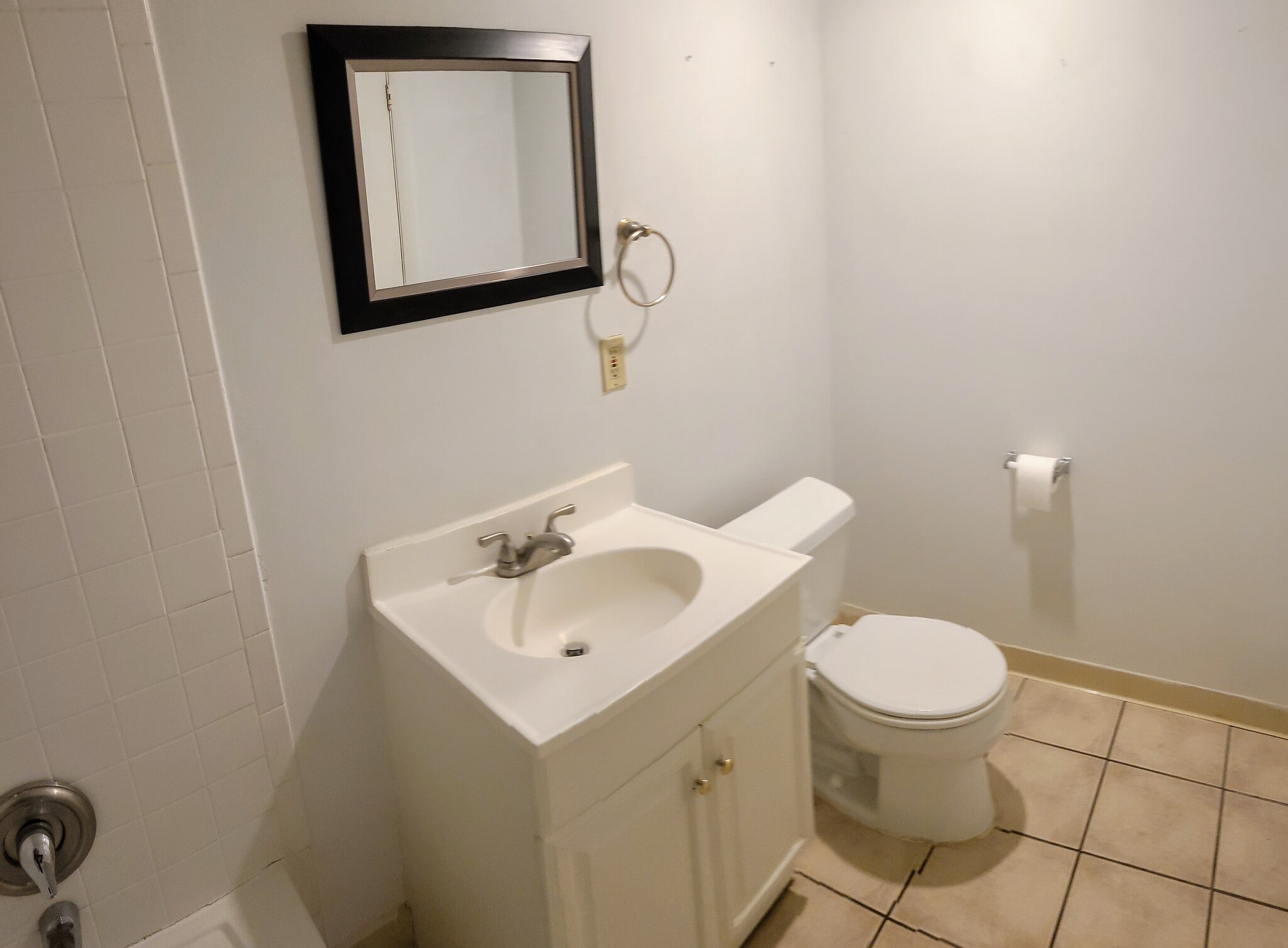 Building Photo - 1851 N Pulaski St