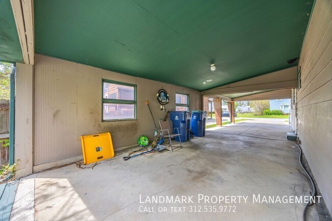 Building Photo - 3619 216th Pl