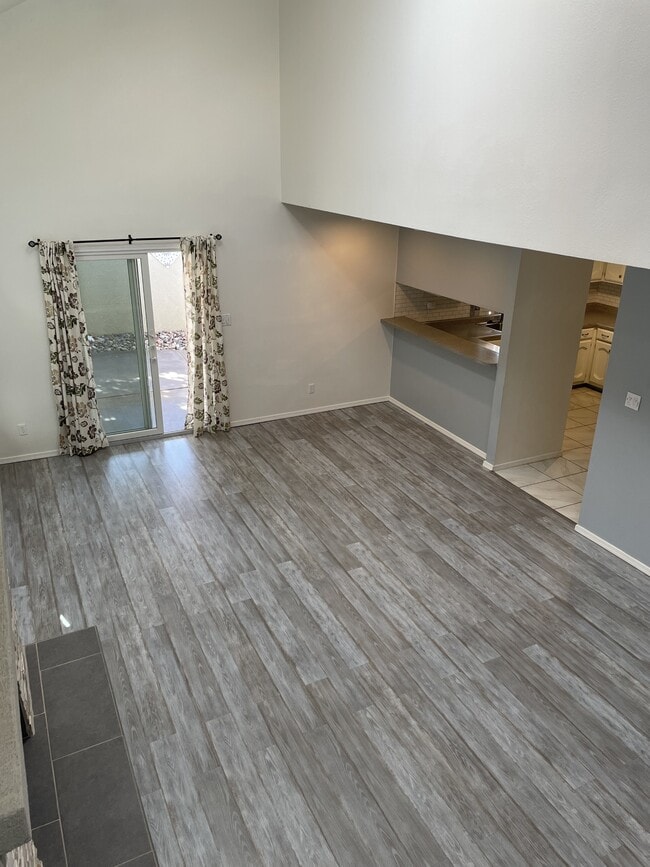 Building Photo - 11504 Lawson Ct NE