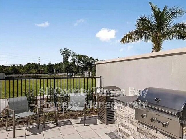 Building Photo - 26122 Fantasy Sky Ln