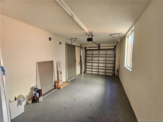 Building Photo - 44 SE Sedona Cir