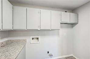 Building Photo - 5560 Kingsport Dr