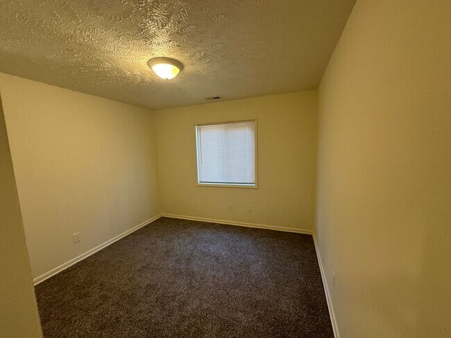 Building Photo - 6376 Applecross Ave