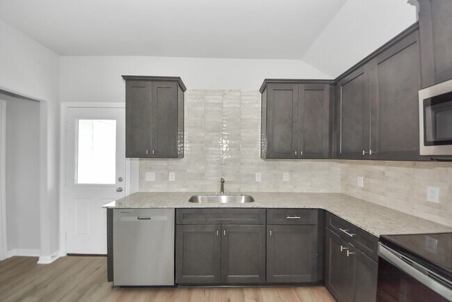 Building Photo - 288 Buckskin Dr