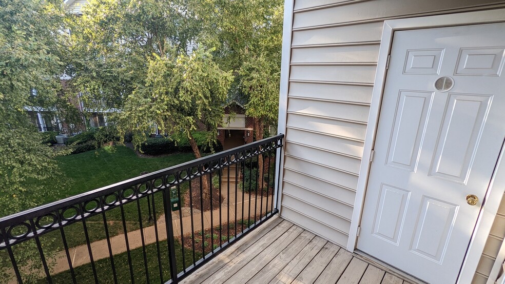 Building Photo - 1570 Spring Gate Dr