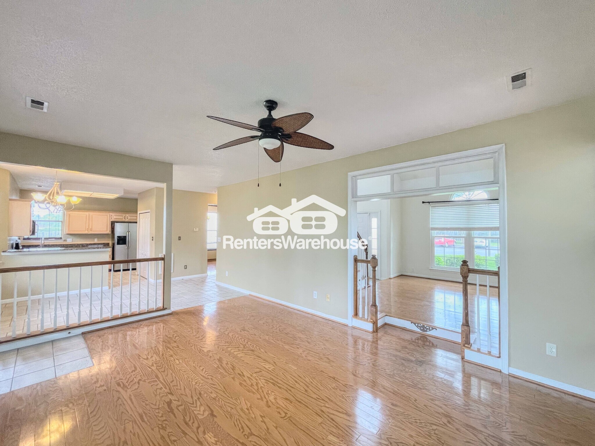 Building Photo - 601 Whisper Walk