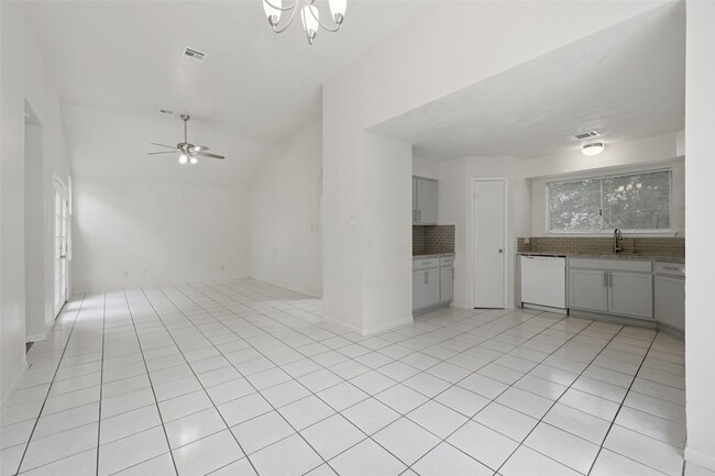 Building Photo - 13723 Smokey Trail Dr