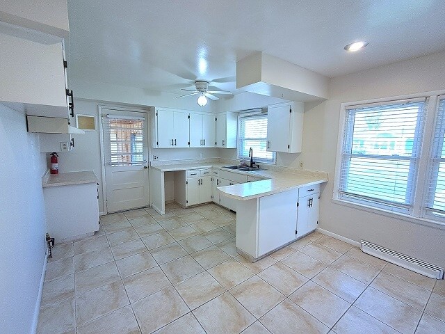 Building Photo - 220 Hunter Dr