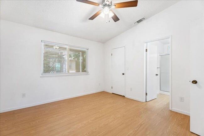 Building Photo - 7406 Rush River Dr