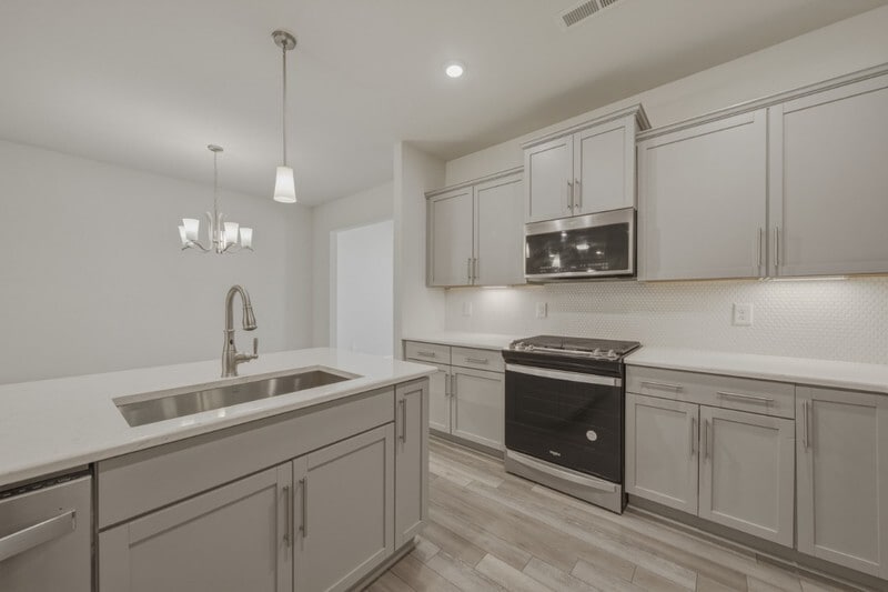 Building Photo - 1015 Badlands St