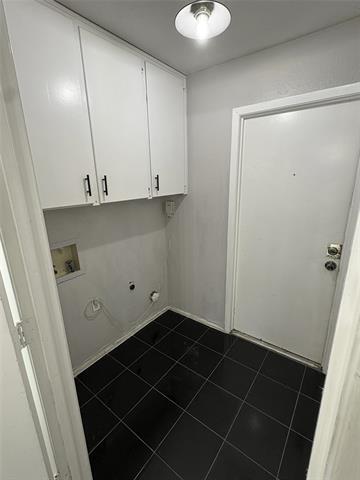 Building Photo - 2402 Leslie St