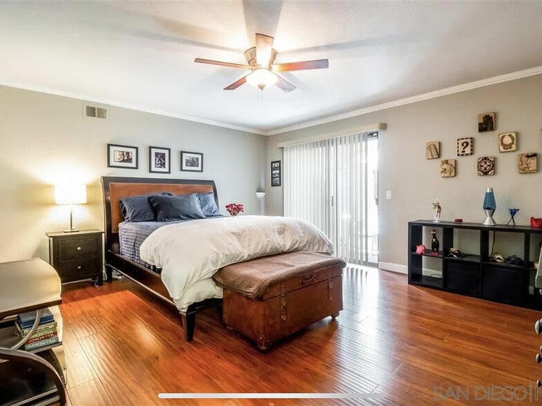 Building Photo - 4541 Utah St