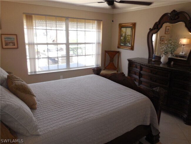 Building Photo - 5441 Guadeloupe Way