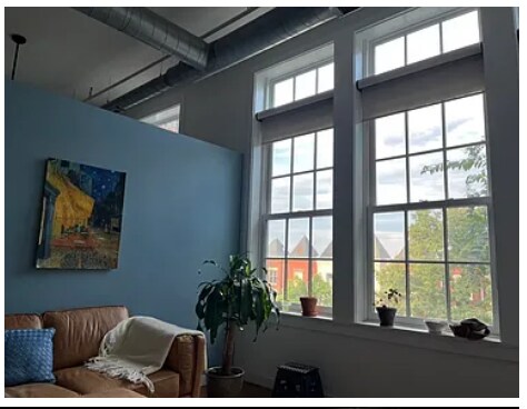 Building Photo - 440 12th St NE