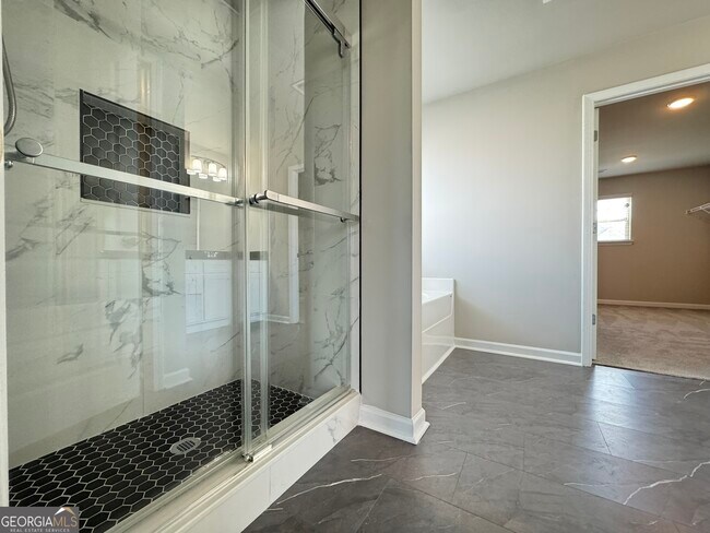 Building Photo - 100 McGinnis Cir