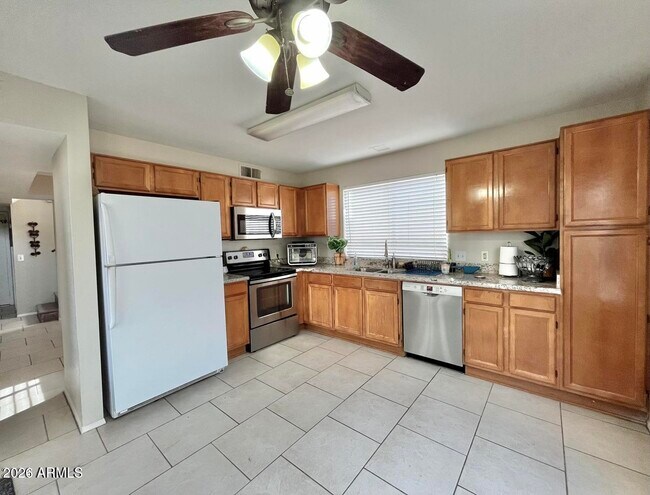 Building Photo - 3946 W Camino Del Rio