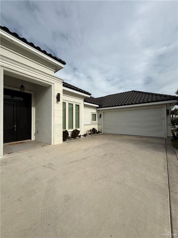 Building Photo - 45 Esmeralda St