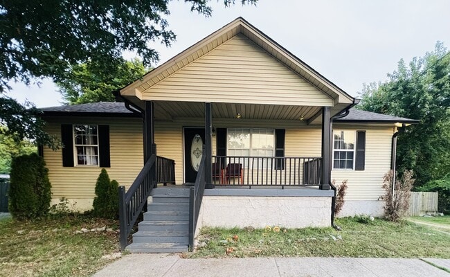 Primary Photo - 123 Centennial Dr