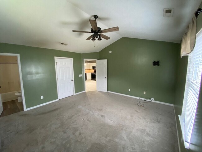 Building Photo - Beautiful Myrtle Beach Home!