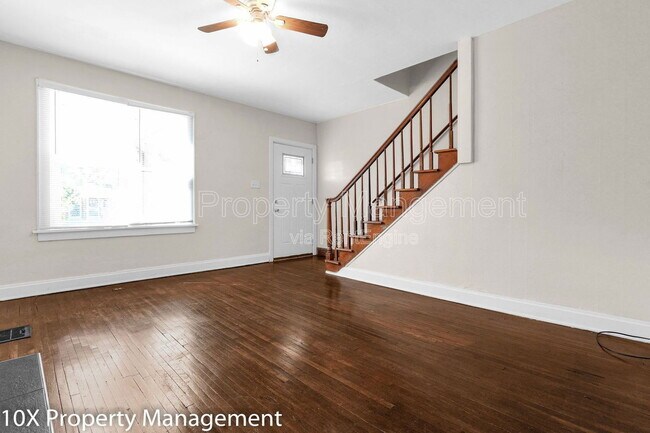 Building Photo - 1656 E Sycamore St