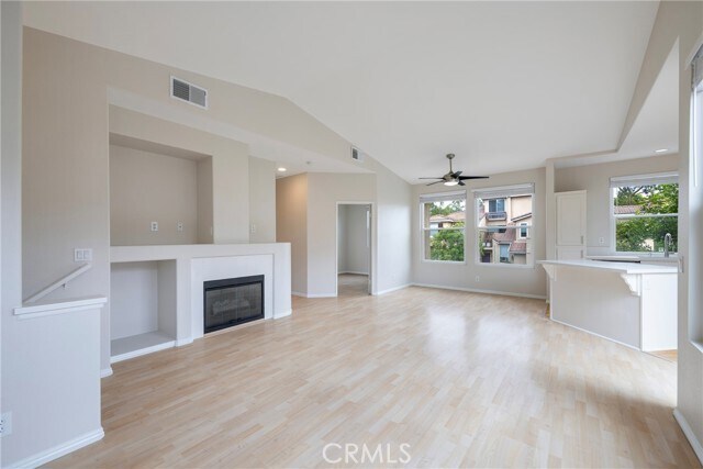 Building Photo - 7914 E Monte Carlo Ave