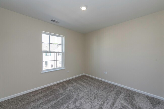 Building Photo - 804 Neubauer Circle