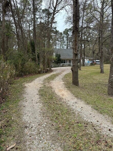 Building Photo - 610 Holden Beach Rd SW
